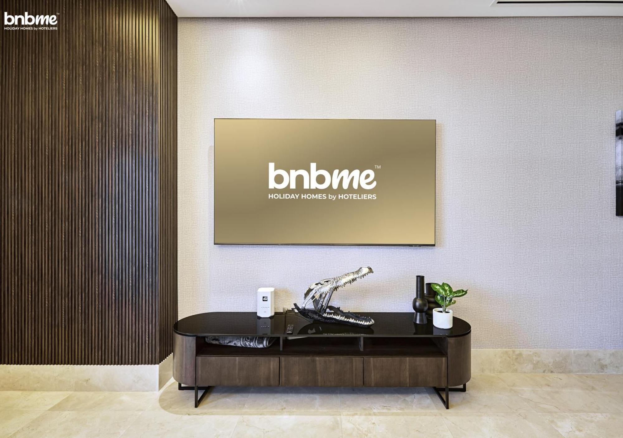 Bnbme - Th8 Palm Hotel Dubai Exteriör bild