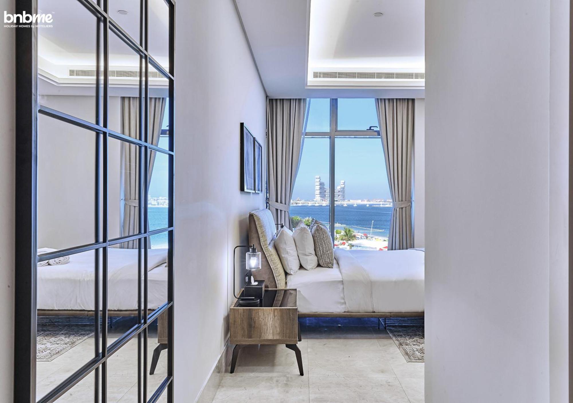 Bnbme - Th8 Palm Hotel Dubai Exteriör bild