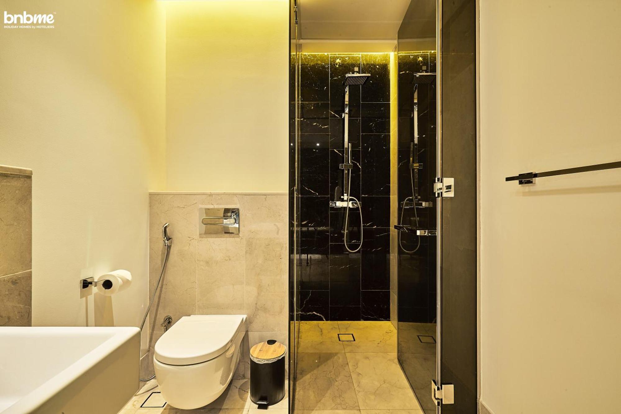 Bnbme - Th8 Palm Hotel Dubai Exteriör bild