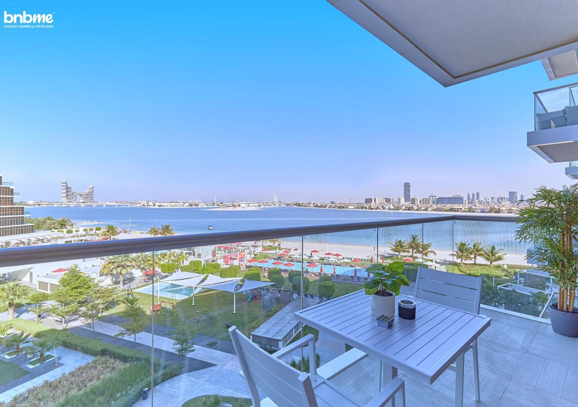 Bnbme - Th8 Palm Hotel Dubai Exteriör bild