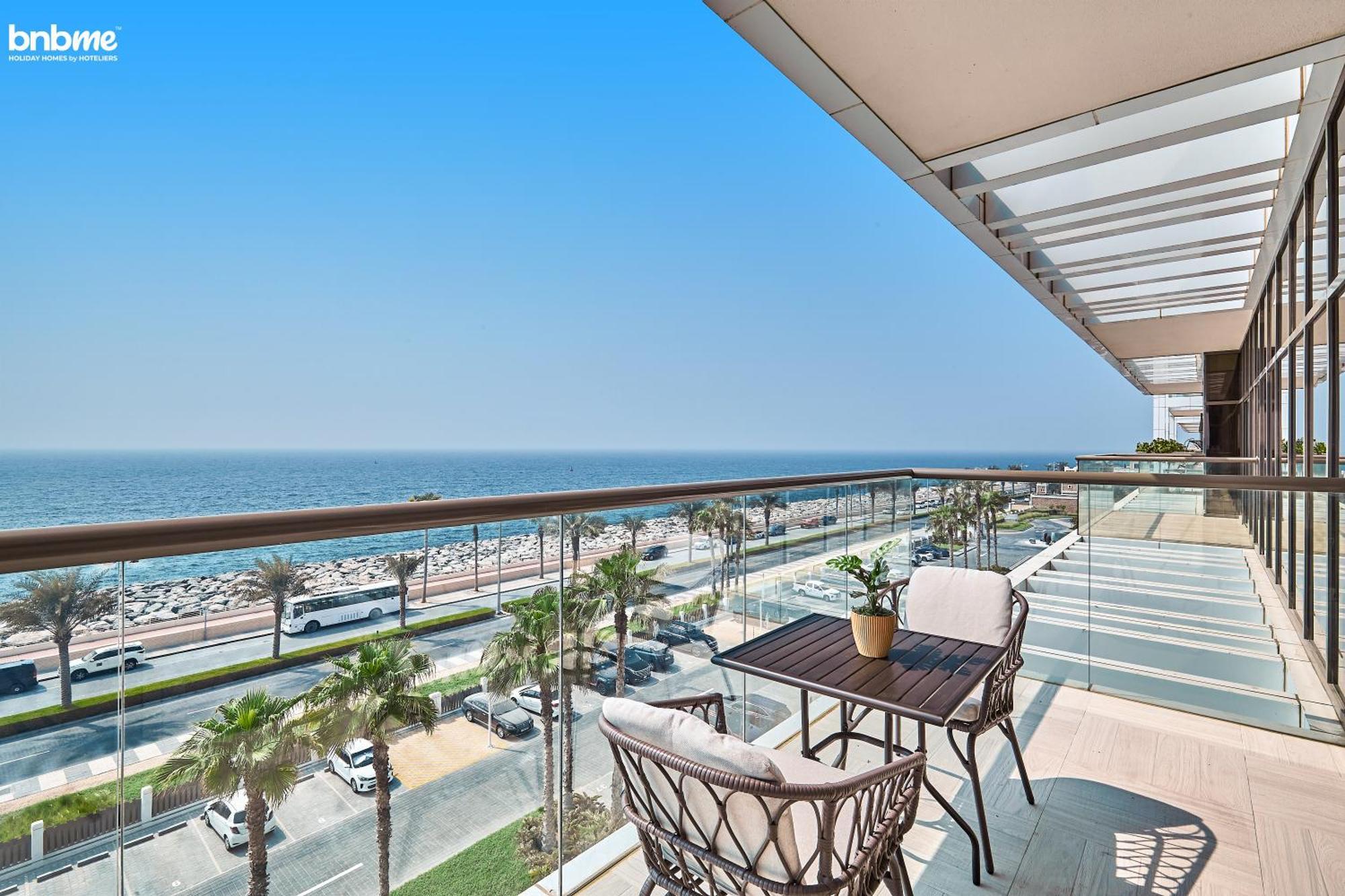 Bnbme - Th8 Palm Hotel Dubai Exteriör bild